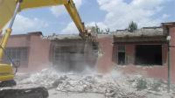 تخریب و خاک برداری سایت MRI مرکز آموزشی درمانی فارابی