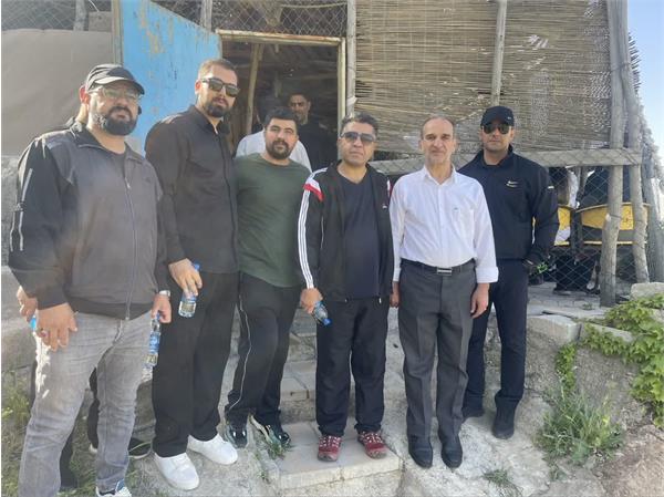 حضور مدیر و همکاران مرکز آموزشی درمانی فارابی در همایش پیاده روی خانوادگی